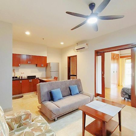 【Amazing】Pool View 2Br Suite @ Pulai Springs Resort スクダイ エクステリア 写真
