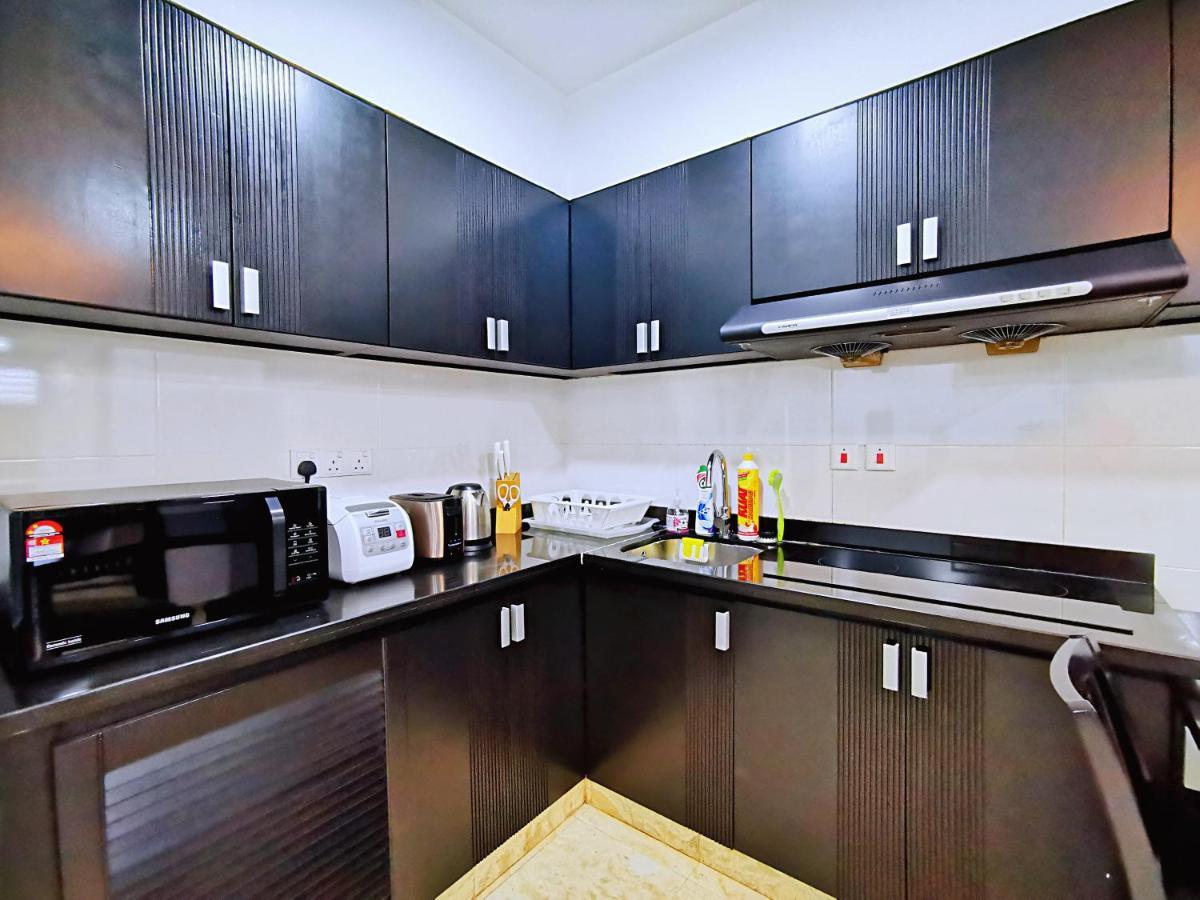 【Amazing】Pool View 2Br Suite @ Pulai Springs Resort スクダイ エクステリア 写真